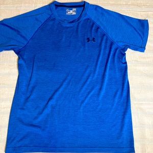Under Armour Heat Gear Loose Blue Tee Shirt Size Small